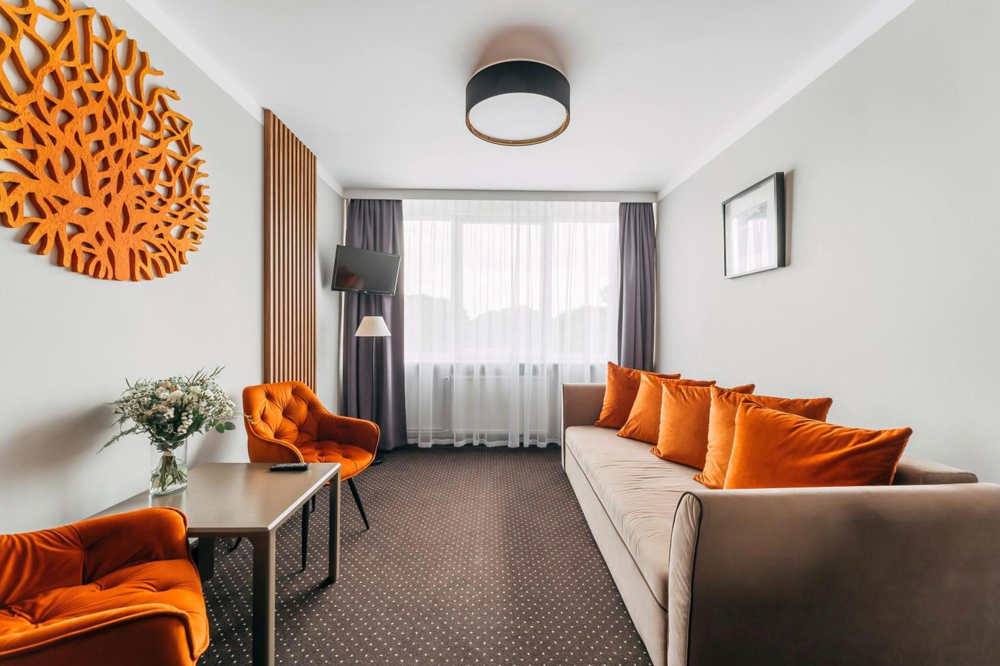 Hotel New Skanpol 3*